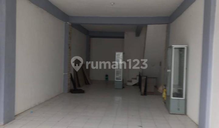 3-Story Shophouse in a Strategic Location in Rawamangun, East Jakarta