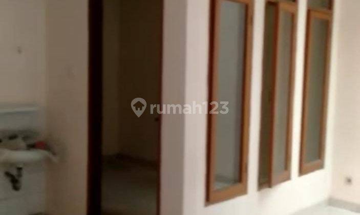 Sewa Rumah Singgasana SHM - Sertifikat Hak Milik 1