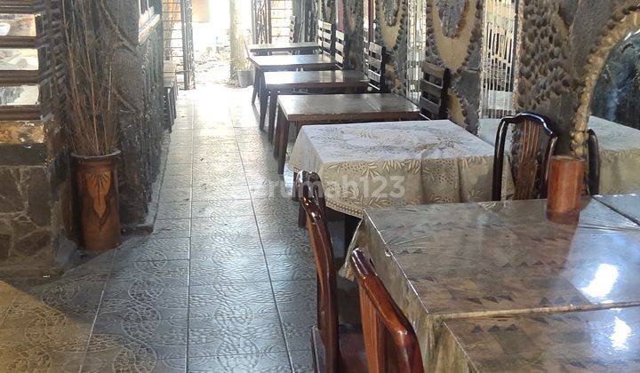 Disewakan Rumah/Cafe di jl.Kolmas Bagus Main Road 8
