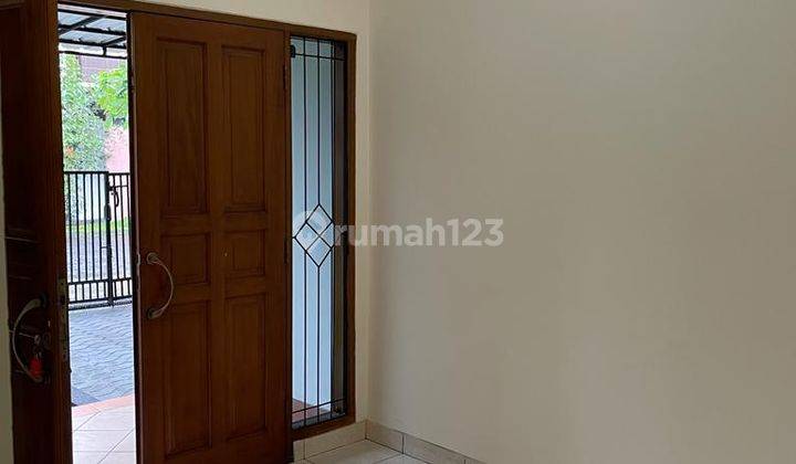 Di Sewakan Rumah Terawat di Batununggal 5