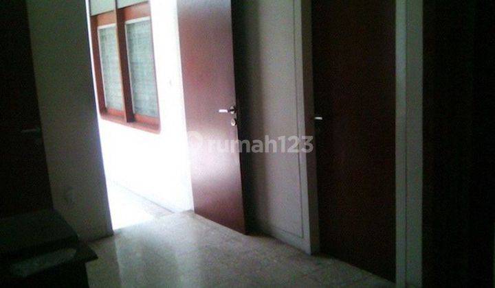Disewakan Kantor/ Ruang usaha di Pajajaran cocok untuk resto/ kantor / bank 2