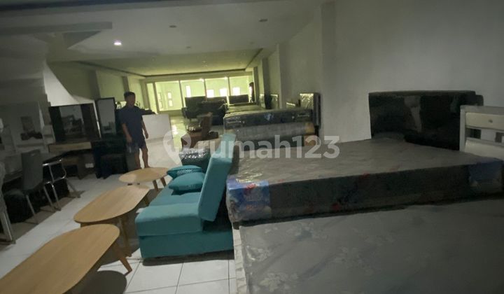 For Sale Ready-to-Occupy Shophouse on Sudirman Main Road Bandung