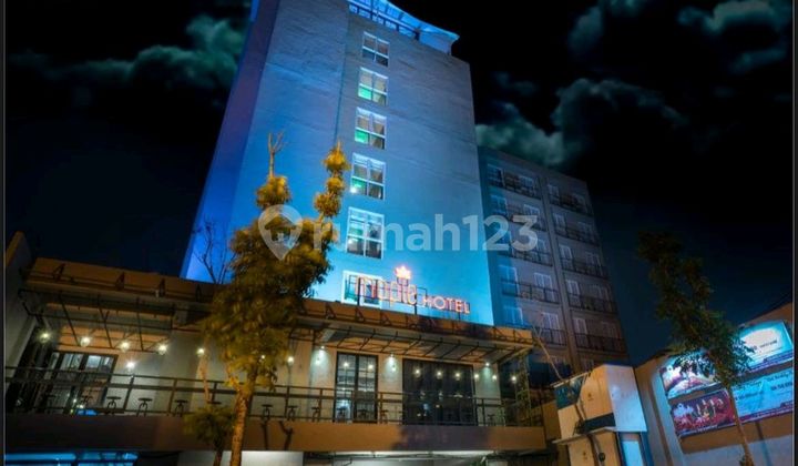Turun Harga Dijual Hotel Murah Aktif Beroperasi dengan Lokasi Strategis dan Fasilitas yang Masih Bagus, SHM, Nego Dampai Deal
