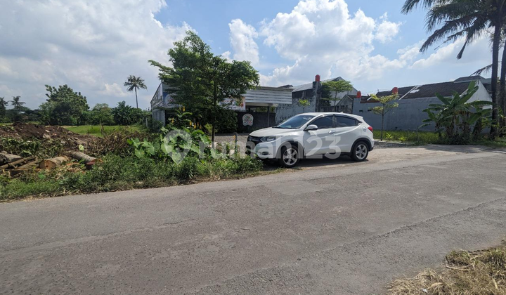 Cocok Untuk Kos Tanah Banyuraden Area Kampus UMY UNISA PGRI Jogja Dekat Jl. Wates Km 4 Cocok Untuk Kos Tanah Banyuraden Area Kampus UMY UNISA PGRI Jogja Dekat Jl. Wates Km 4