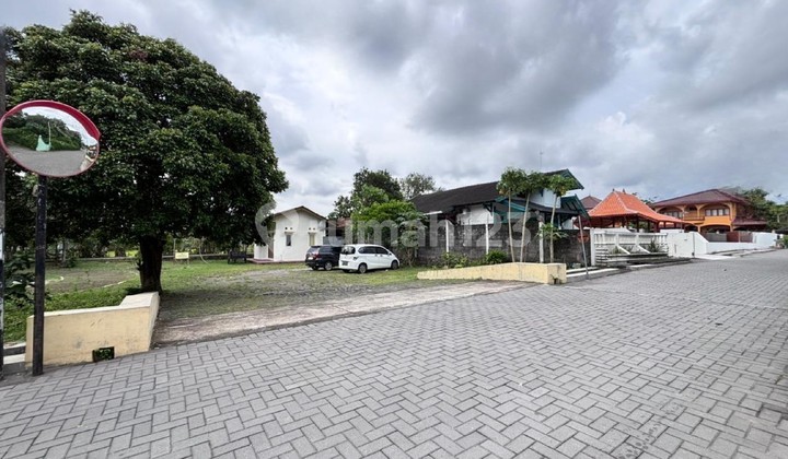 Yogyakarta Land Area Jl. Damai Jakal Km 8 Sleman Near Captain Haryadi Homestay Neighborhood