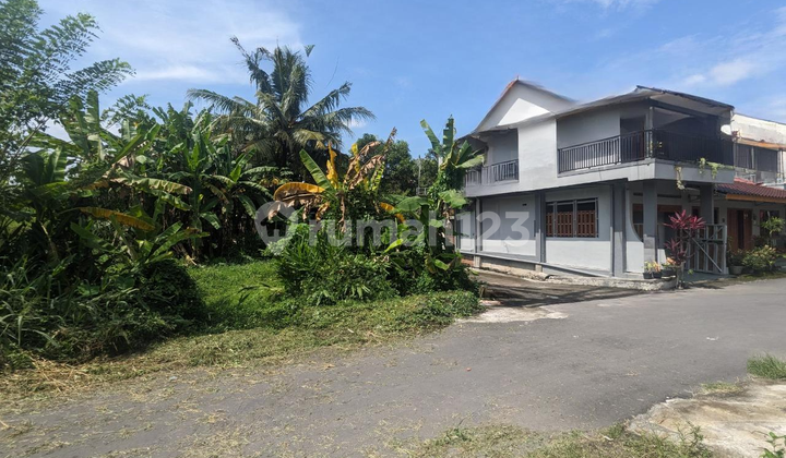 Investment in Land for Villa in Jogja Area, Jl. Kaliurang Km 10 with Mount Merapi View Investment in Land for Villa in Jogja Area, Jl. Kaliurang Km 10 with Mount Merapi View