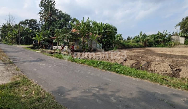 Tanah Apik Jl. Kaliurang Km 10 SHM Akses Jalan Besar Dekat Ke Kampus UGM Dan UII Sleman Jogja Tanah Apik Jl. Kaliurang Km 10 SHM Akses Jalan Besar Dekat Ke Kampus UGM Dan UII Sleman Jogja