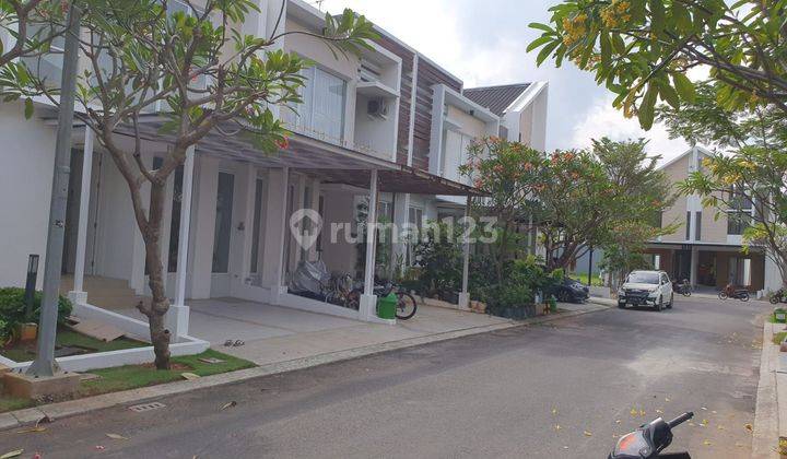 Rumah Baru 2 Lantai di JGC 2