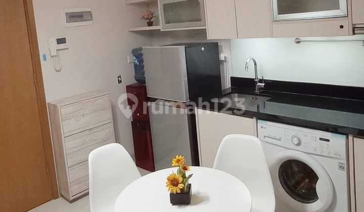 Apartemen Mansion Bougenville Gloria 2