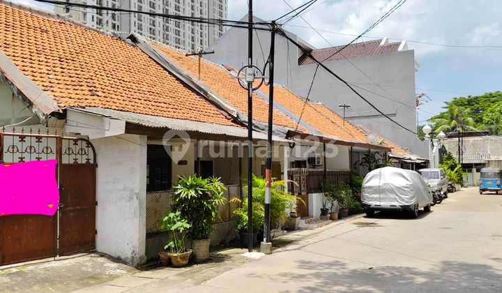 Rumah Tua Hitung Tanah Di Gunung Sahari 2