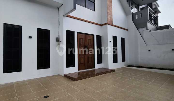Griya Loka Bsd Rumah Hadap Utara Renovated 2,3 M 