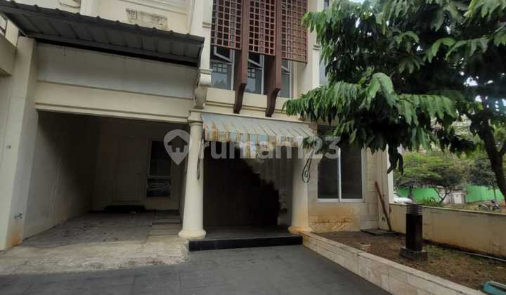 Greenwich Park BSD House Facing South Front Garden 3.6 M Negotiable 2