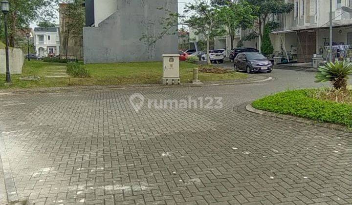 Vanya Park Bsd Kavling Depan Taman,row Jalan Lebar 1,3 M Nego 1