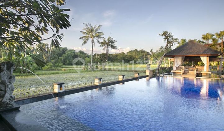 Dijual villa luxury view sawah 1