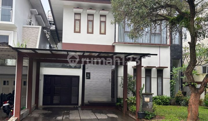 Luxury House, Serene Environment, Move-in Ready, in Lippo Karawaci