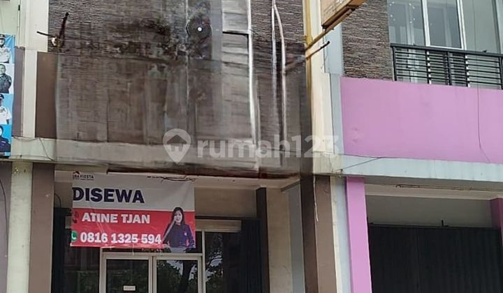 Disewakan Ruko 3 Lantai, Lokasi Strategis, di Flourite Gading Serpong