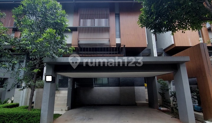 Rumah Baru Belum Pernah di Huni, Lingkungan Asri, Green Wich, Cluster Caelus Bsd