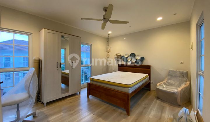 Dijual Rumah Bagus, Lingkungan Asri, di Alesha House Vanya Park Bsd 2