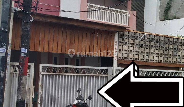 Disewakan Rumah 2lt Rapi Layak Huni Area Percetakan Negara 1