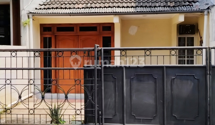 Perumahan Taman Kedoya Permai (Prisma Kedoya) Rumah 2 Lantai Ukuran 6X20 M2 Hadap Selatan Row Jalan 2 Mobil, Perumahan Pinggir Tol Kebon Jeruk Jakarta Barat