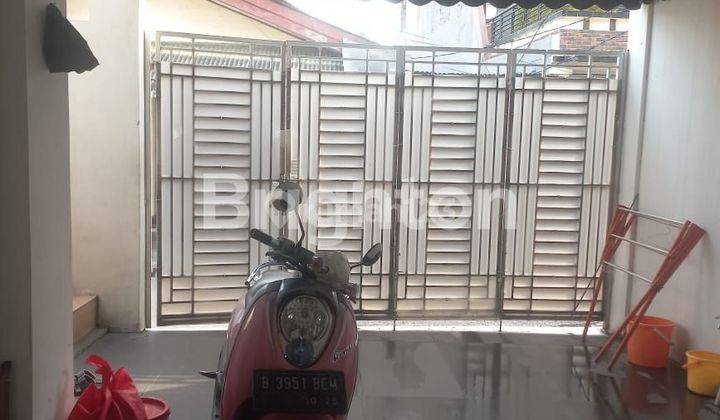 Turun harga! Rumah kemanggisan dekat kampus binus rawa belong Palmerah Jakarta Barat, rumah 3 lantai uk. 7 x 11 m2 cocok untuk kost atau hunian tinggal row 2 mobil 2