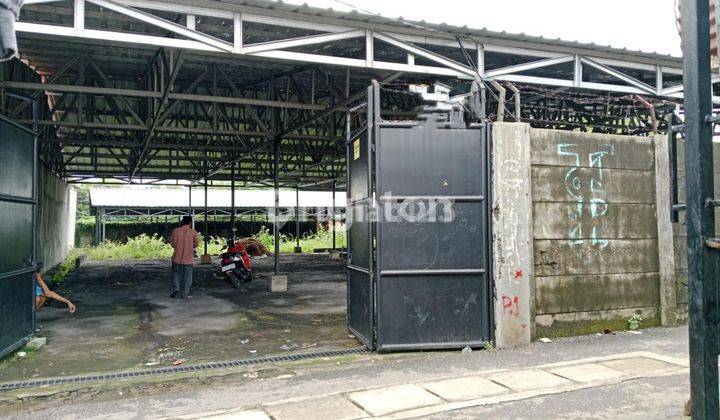 GUDANG SIAP PAKAI, MERUYA UTARA, JAKARTA BARAT, UK. 30 X 51.5 M2, LUAS TANAH 1030 M2, PLONG, HANYA BISA LEWAT TRUK, DEKAT SEKOLAH TUNAS MUDA, COCOK UNTUK WORKSHOP 1