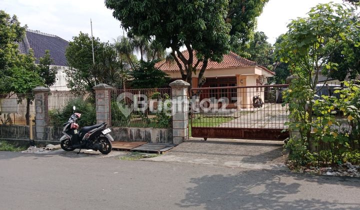 Tanah Paling Murah Hanya @6,8jt/meter, Tanah Bonus Rumah, Duri Kosambi, Kresek, Jakarta Barat, Luas Tanah 1.094 M2, Hadap Timur, Cocok Untuk Rumah Usaha, Gudang, Kantor, Home Industri, Workshop Dll. Row Jalan 2 Mobil, Hanya 5 Menit Ke Green Lake City.