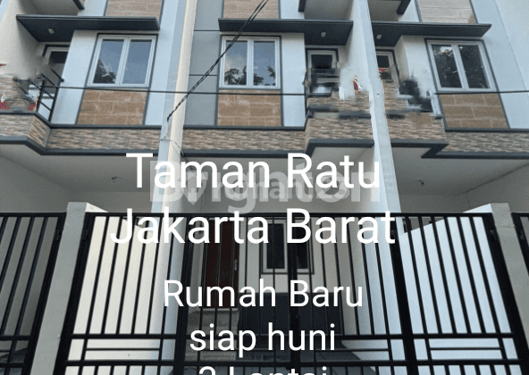 Rumah baru dibangun, siap huni, Taman Ratu Jakarta Barat, 3 lantai, uk. 3,5 x 13 m2, surat lengkap, row 2 mobil, hadap jalan raya, bisa untuk usaha. pusat bisnis komersial. 1