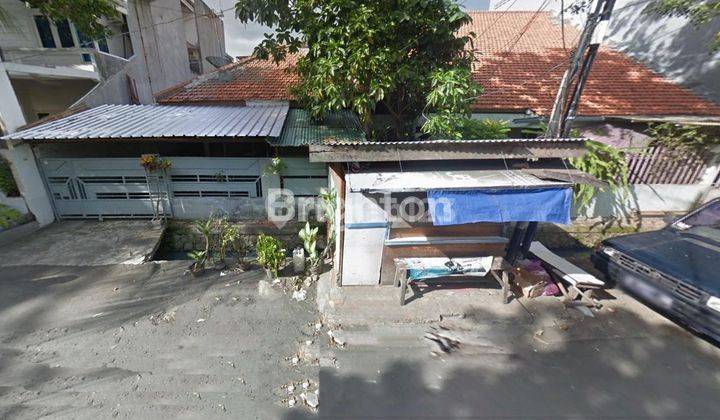 rumah tua pinggir jalan Tanjung Duren Jakarta Barat ukuran 11 x 17 m2 hadap selatan cocok untuk usaha row jalan 2 mobil area bisnis komersial dekat mall kampus apart tol rumah sakit dll 1