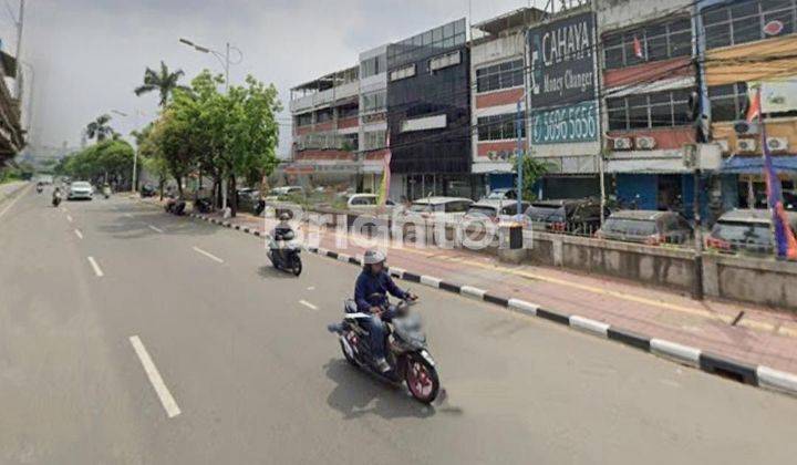 Ruko hoek komplek ruko grogol permai di jl latumenten pinggir jalan Jakarta Barat ruko 4 lantai uk. 5 x 20 m2 furnish ex kantor hadap timur harga nego 2