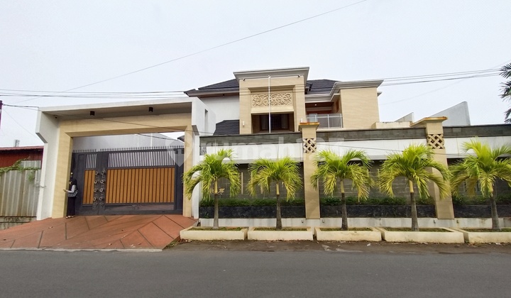 Turun Harga Rumah Klasik Unik Furnish Design Interior Modern Khusus Kusen Jati Tulang Beton Lengkap Dengan Musholla Di Area Tenang Dan Aman Untuk Tinggal 2