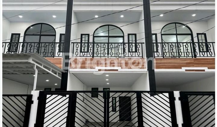 Sisa 1 Unit sajaADA PROMO INDENT-5 unit AC 1/2pk -3 unit Water Heater-Bebas pajak pembelian rumah 5% / bphtb-Bebas biaya ajb & notarisTotal Promo Senilai = 200 juta Rumah Tanjung Duren Utara Jakarta Barat ukuran 4 x 14 m2 hadap utara surat lengkap, msh ne