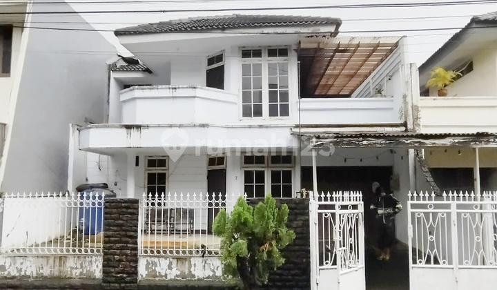 Perumahan Taman Kedoya Permai (Prisma Kedoya) Pinggir Tol Kebon Jeruk Jakarta Barat Rumah Siap Huni Ukuran 10 X 20 M2 2Lantai Luas 200 M2 Carport bisa 3 Mobil Hadap Timur Row Jalan 2 Mobil Nego Perumahan Taman Kedoya Permai (Prisma Kedoya) Pinggir Tol Kebon Jeruk Jakarta Barat Rumah Siap Huni Ukuran 10 X 20 M2 2Lantai Luas 200 M2 Carport bisa 3 Mobil Hadap Timur Row Jalan 2 Mobil Nego