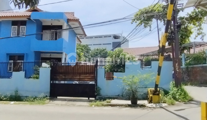 Taman Meruya Ilir Tanah dan Rumah Cocok Buat Usaha Kost Gudang Dll Luas Tanah 201 M2 Hadap Barat Laut Parkir bisa 3 Mobil Row Jalan Lebar bisa 3 Mobil Hoek Nego