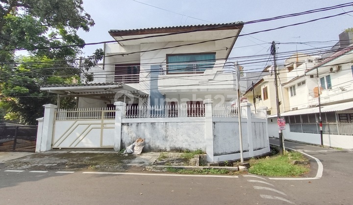 Njop Pbb Di Harga 12 M Komplek Perumahan Cideng Jakarta Pusat Dekat Area Komersial Hanya 100 Meter Dari/ke Jalan Raya Utama Cideng Timur Rumah 2 Lantai Luas Tanah 372 M2 Portal One Gate System Carpot 4 Mobil Hadap Utara Row 2 Mobil 2