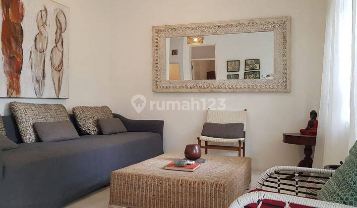 Rumah Semi Villa Mewah Area Puri Gading. 5