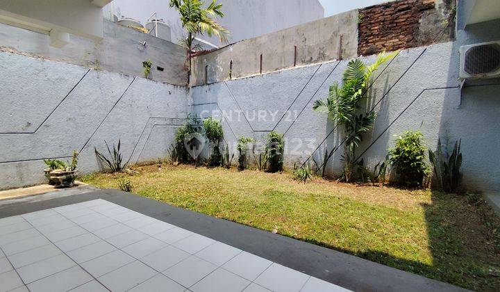 Rumah Nyaman Dalam Komplek Di Pulomas S8021 2