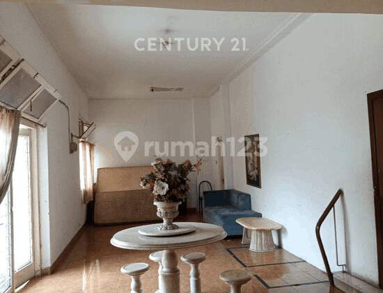 Rumah 2 Lantai Ex Klinik Strategis Di Rawamangun R2262 2