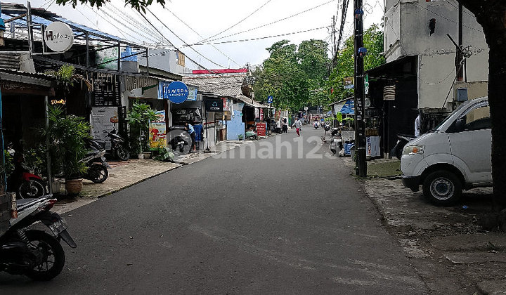 Rumah Hitung Tanah di Mampang Jakarta Selatan 2