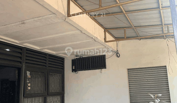 Rumah 2 Lantai Dalam Komplek Di Cipinang S8013 1