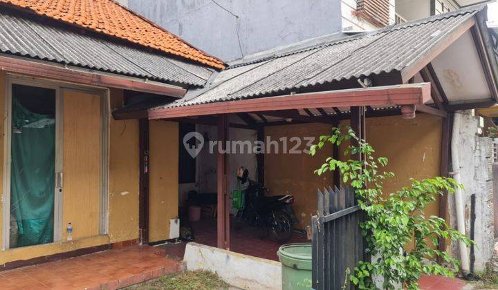 Rumah Tua Lokasi Strategis Di Cempaka Putih Jakarta Pusat S6621  1