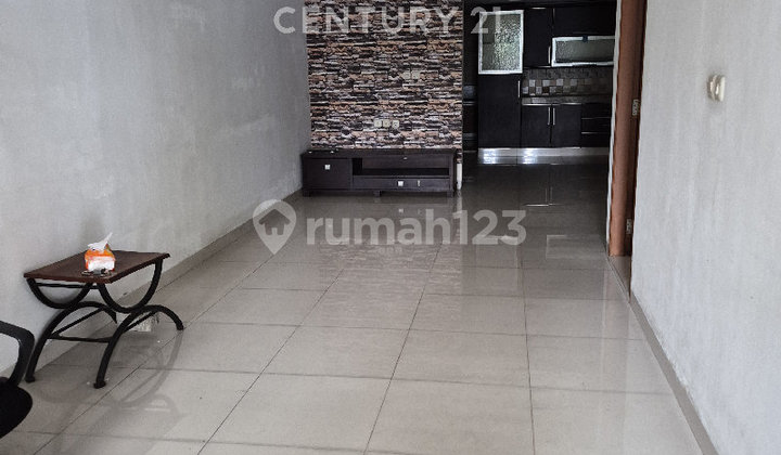 Rumah di Kelapa Gading Dekat Mal Kelapa Gading Rumah di Kelapa Gading Dekat Mal Kelapa Gading