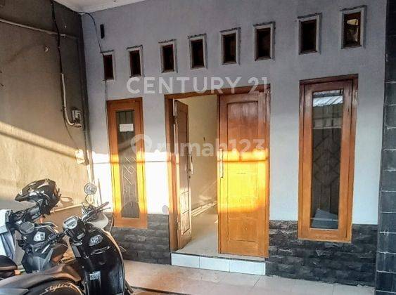 Rumah Tinggal 2 Lantai Dekat RS Di Koja S8178 1