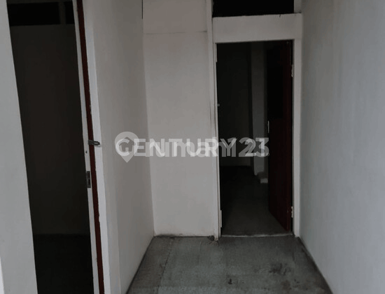 Rumah Tua Lokasi Strategis di Tanjung Duren Dalam Jak Bar S7381 Rumah Tua Lokasi Strategis di Tanjung Duren Dalam Jak Bar S7381