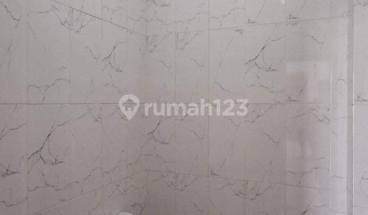 New 2½ Story Shophouse Suitable for Office in Pondok Kopi, Duren Sawit S9075 New 2½ Story Shophouse Suitable for Office in Pondok Kopi, Duren Sawit S9075