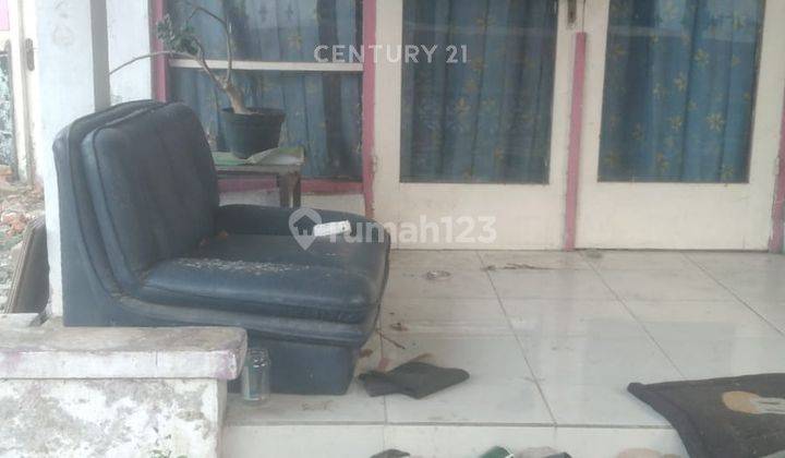 Rumah Hitung Tanah Akses Jalan 2 Mobil Di Semper S8008 1