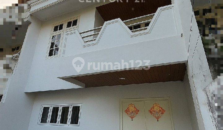 2-Storey Semi-Furnished Ready to Occupy House in Kelapa Gading S9051