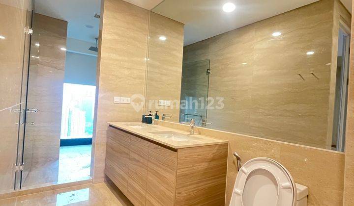 Fully Furnished Apartemen 57 Promenade Thamrin Tipe 3 BR Harga Murah
