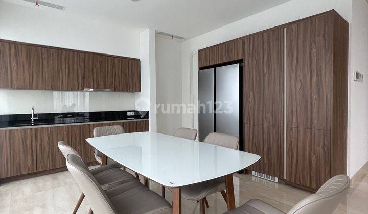 For Rent Apartemen 57 Promenade Thamrin 3 BR Tower Sky Private Lift, Near Mrt, Brand New 2