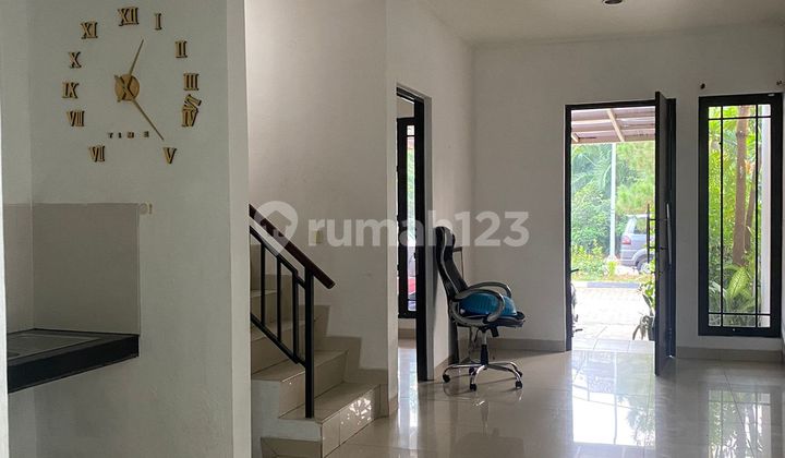 Yun 09.06 Disewakan Rumah Green Lake City Asia di Depan Taman 1